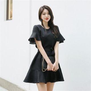 Short-sleeve Ruffled Sheath Dress With Sash