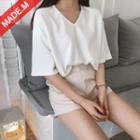 Elbow-sleeve V-neck Boxy-fit T-shirt