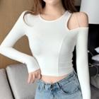 Cold-shoulder Long-sleeve Cropped T-shirt