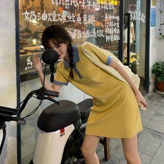 Short-sleeve Collar Contrast Trim Knit A-line Dress