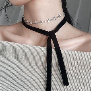 Snowflake Tie Choker