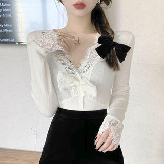 V-neck Lace Trim Knit Top / Mini Pencil Skirt