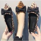 Bow Accent Leopard Pattern Flats
