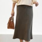 Button-tab A-line Knit Skirt