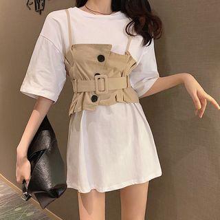 Set: Short-sleeve Plain T-shirt + Belt-accent Camisole