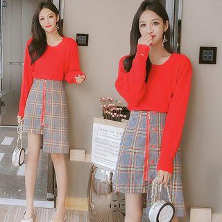 Sweater / Plaid Skirt / Set
