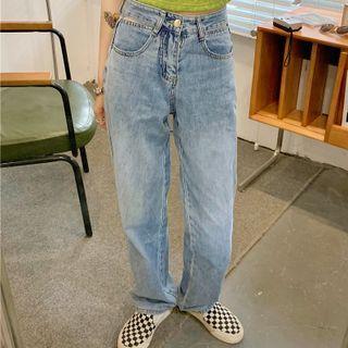 High-waist Straight Leg Jeans / Cropped Camisole Top