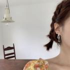 Rhinestone Ribbon Stud Earring
