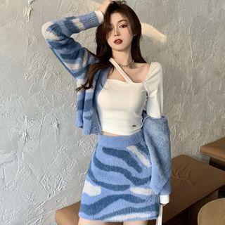 Long-sleeve Square-neck T-shirt / Color Block Cropped Cardigan / Mini A-line Skirt