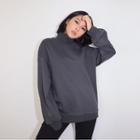 Loose-fit Stand-collar Pullover