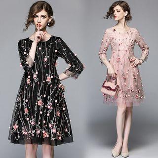 Bobble Detail Floral Embroidered 3/4-sleeve A-line Dress
