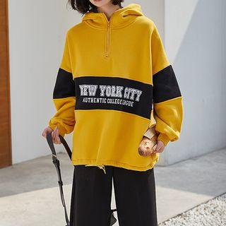 Lettering Color Panel Half-zip Hoodie
