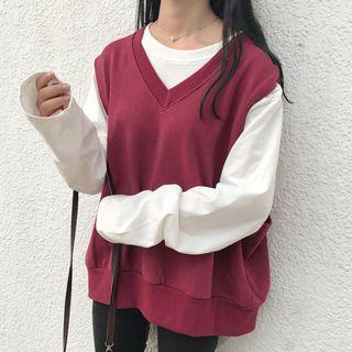 V-neck Vest / Slit Long-sleeve T-shirt / Mock Turtleneck Striped Long-sleeve Top