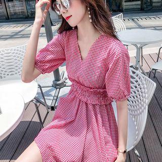 Plaid Short-sleeve Asymmetric Top
