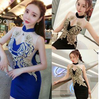 Embroidered Sleeveless Sheath Cocktail Dress