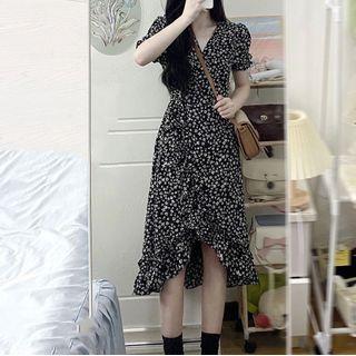 Puff-sleeve Floral Print Ruffled Midi A-line Dress White Floral - Black - One Size