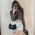 Front Pocket Long-sleeve Cropped T-shirt