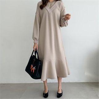 Drop-shoulder Ruffle-hem Napped Dress