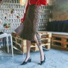 Dip-back Leopard H-line Skirt