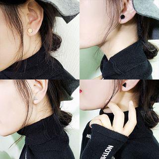 Geometric Ear Stud