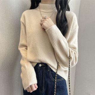Long-sleeve Mock-neck Plain Cropped Sweater