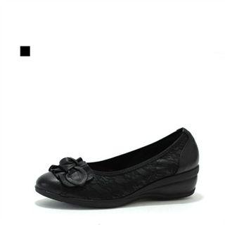Genuine Leather Bow-front Wedges