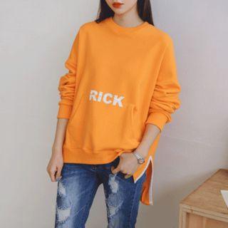 Lettering Kangaroo-pocket Dip-back Sweatshirt