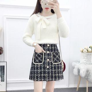 Sweater / Plaid Mini Skirt / Set