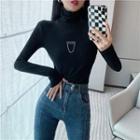 Long-sleeve Turtleneck Chain Accent Cropped T-shirt
