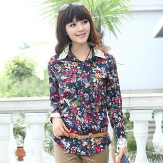 Lace-collar Floral Blouse