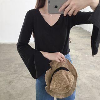 Split Sleeve V-neck Knit Top