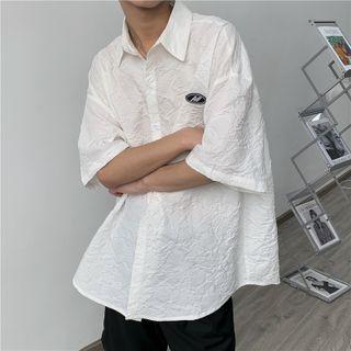Short-sleeve Applique Shirred Shirt