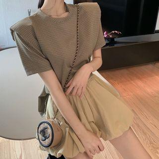 Short-sleeve Check T-shirt / Mini A-line Skirt