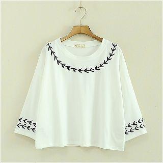 Long-sleeve Embroidery T-shirt