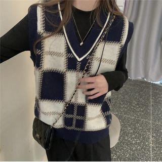 Plaid Knit Vest Plaid - Dark Blue - One Size