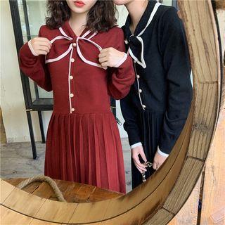 Bow-accent Long-sleeve Pleated Dress
