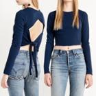 Long Sleeve Open Back Cropped T-shirt
