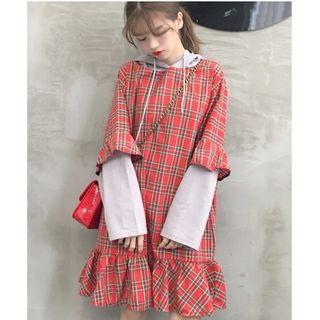 Mock Two-piece Ruffle Hem Hoodie Dress