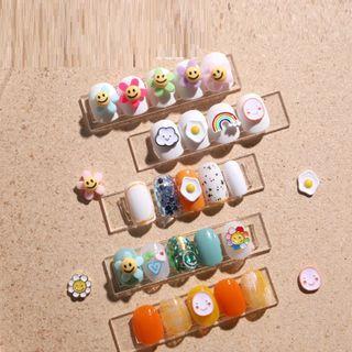 Cartoon / Print Nail Art Decoration (various Designs)