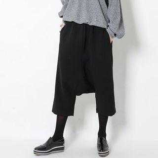 Wide-leg Cropped Harem Pants