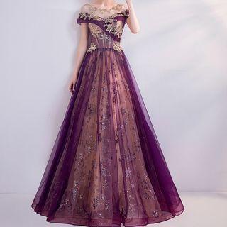 Short-sleeve Embroidered A-line Wedding Gown