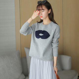 Lip Embroidered Sweater
