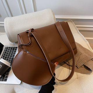 Set: Flap Crossbody Bag + Pouch