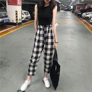 Sleeveless Knit Top / Gingham Drawstring Pants