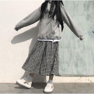 Front Pocket Lettering Hooded Sweatshirt / Gingham Midi Skirt