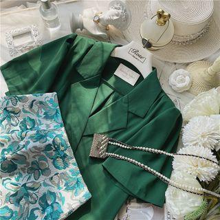 Short-sleeve Shirt / Floral A-line Skirt