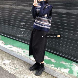 Jacquard Knit Vest / Midi Skirt / Long-sleeve T-shirt