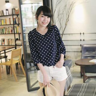V-neck Dotted Blouse