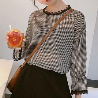 Long-sleeve Lace-trim Check Top