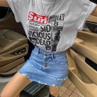 Newspaper-printed T-shirt
